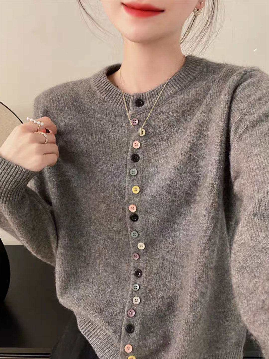 AALIYAH™ | Elegant Knäppbar Stickad Kofta