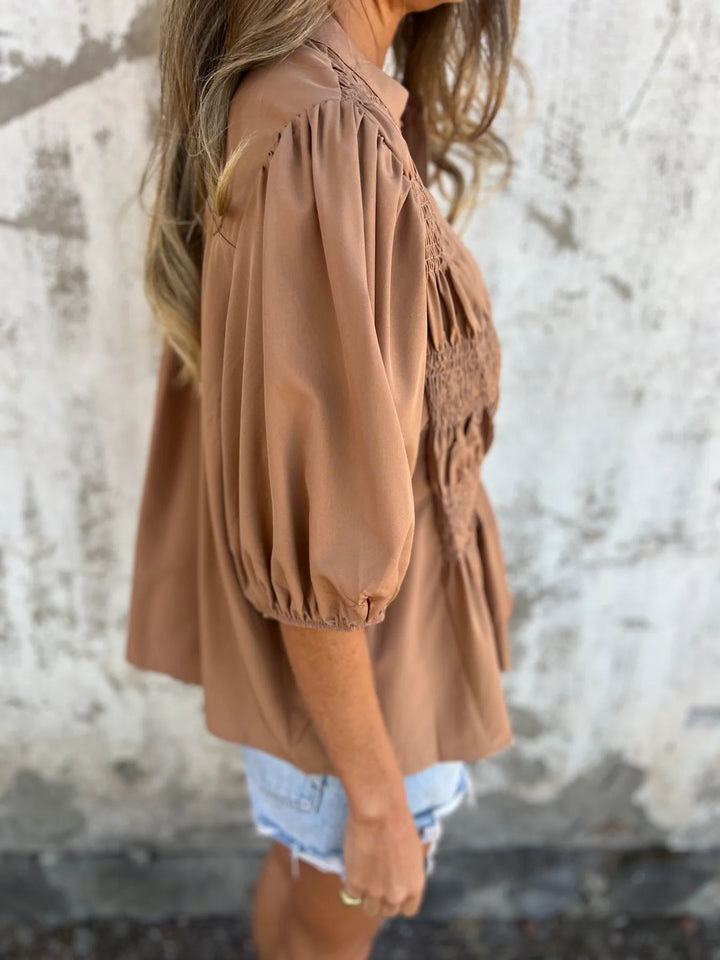 ELIZA™ - Plisserad Knäppt Blus