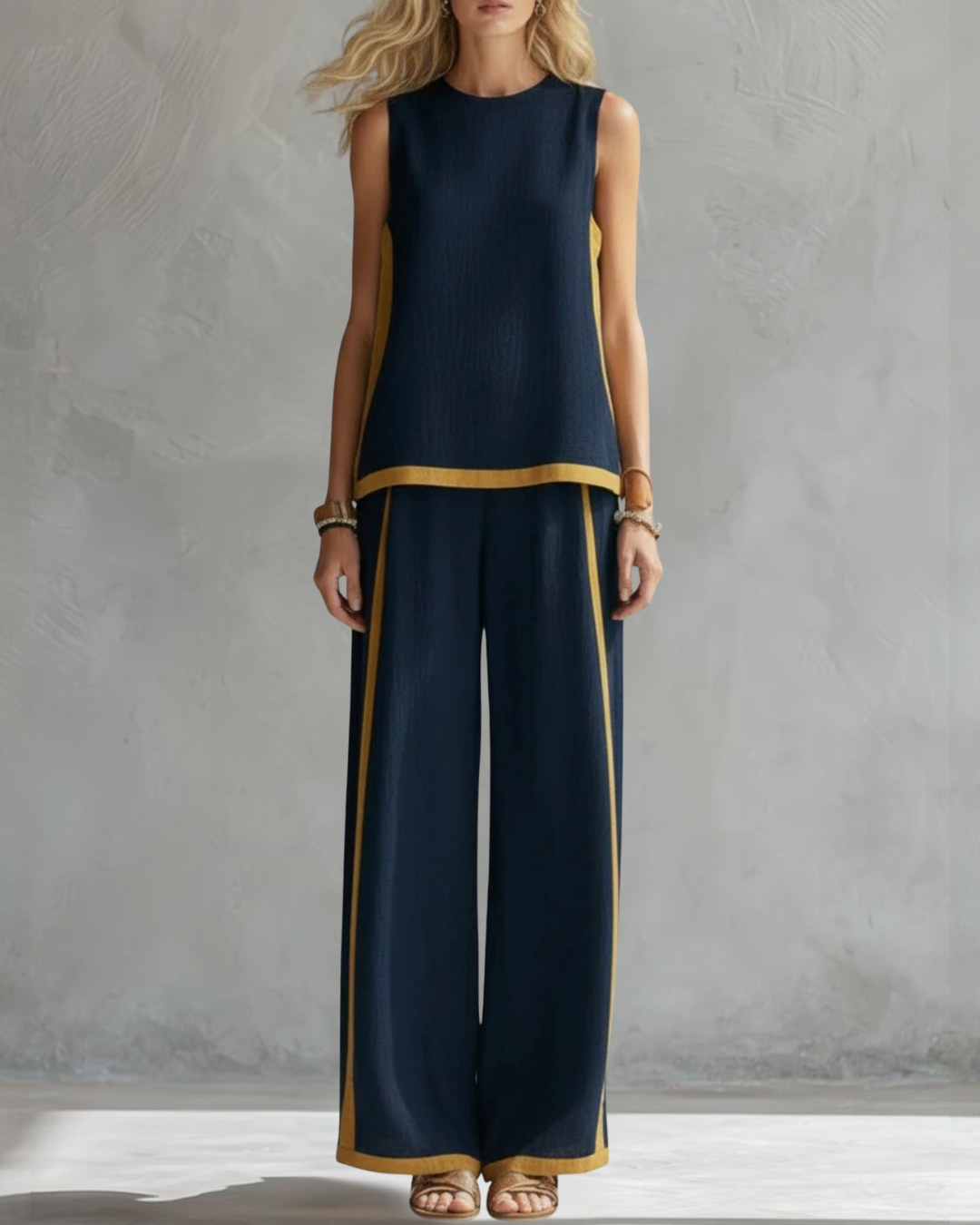 Leila | Elegant Set with a Modern Edge