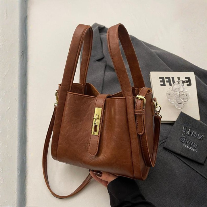 VAYLA™ - Elegant Enkel Retro Axelremsväska/Crossbody