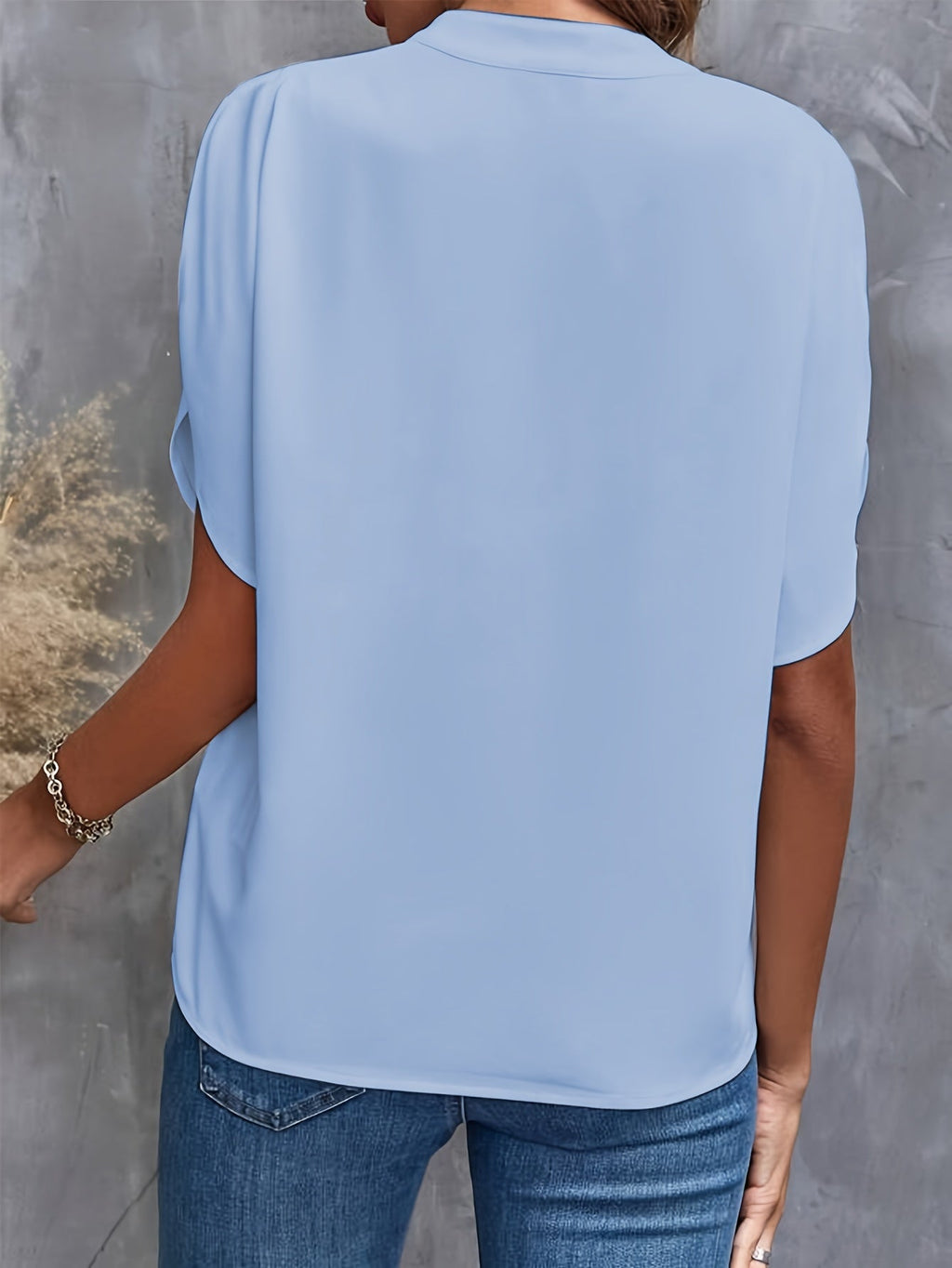 DELANEY™ – Elegant modern blus