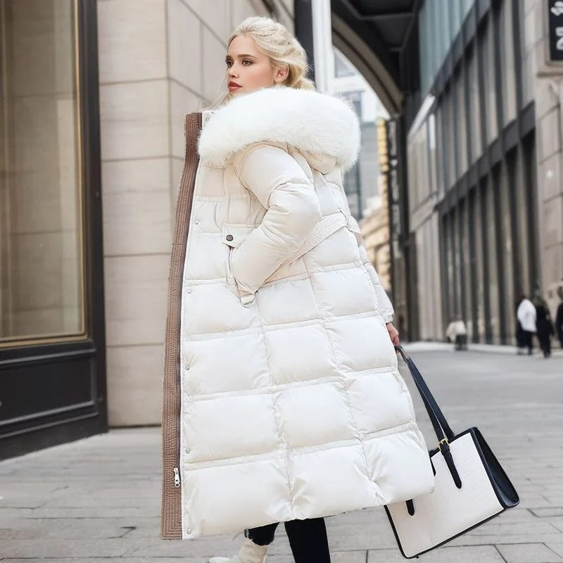 LUCIA™ | Designerparkas med pälskantad luva