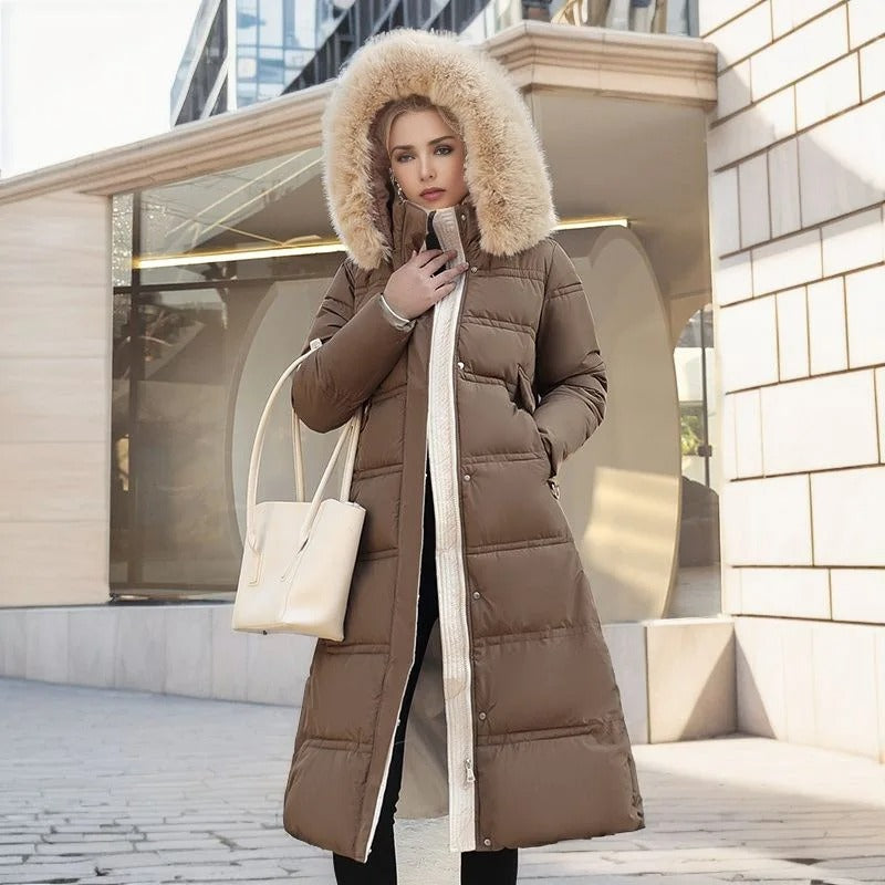 LUCIA™ | Designerparkas med pälskantad luva