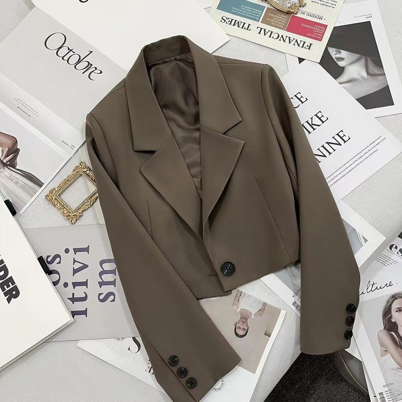 CORALIE™ – Sofistikerad croppad blazer