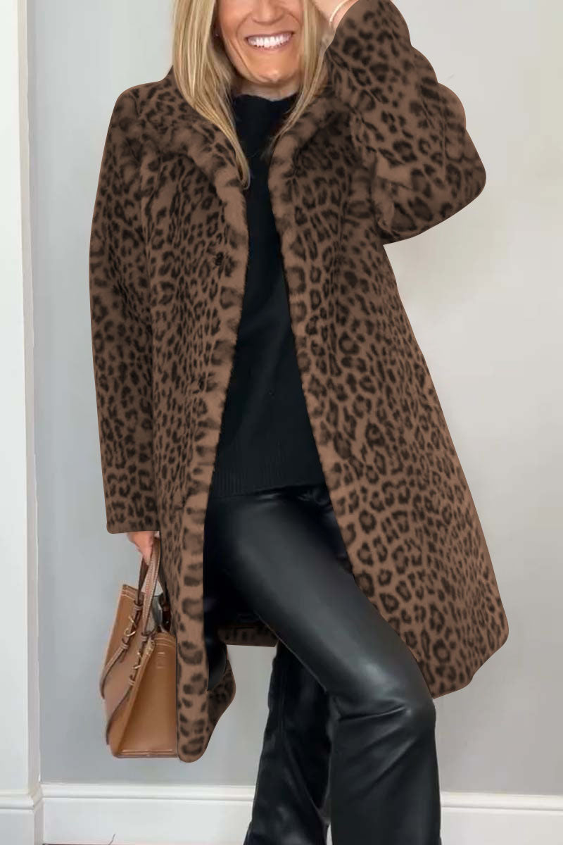 ROSA™ | Leopardmönstrad vinterkappa