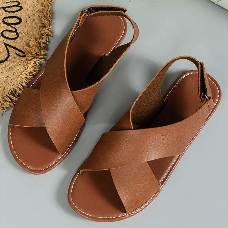 TANYA™ – Snödiga Kryssade Platta Sandaler