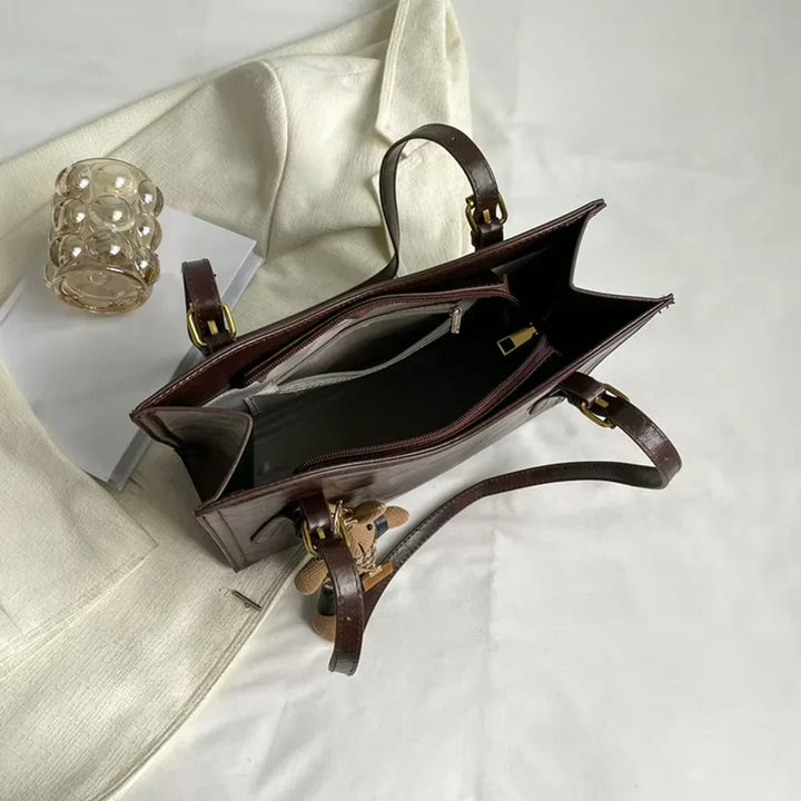 NIKKI™ - Elegant Axeltote