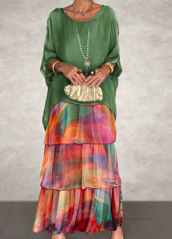 Lara – Elegant Fluid Maxi Dress