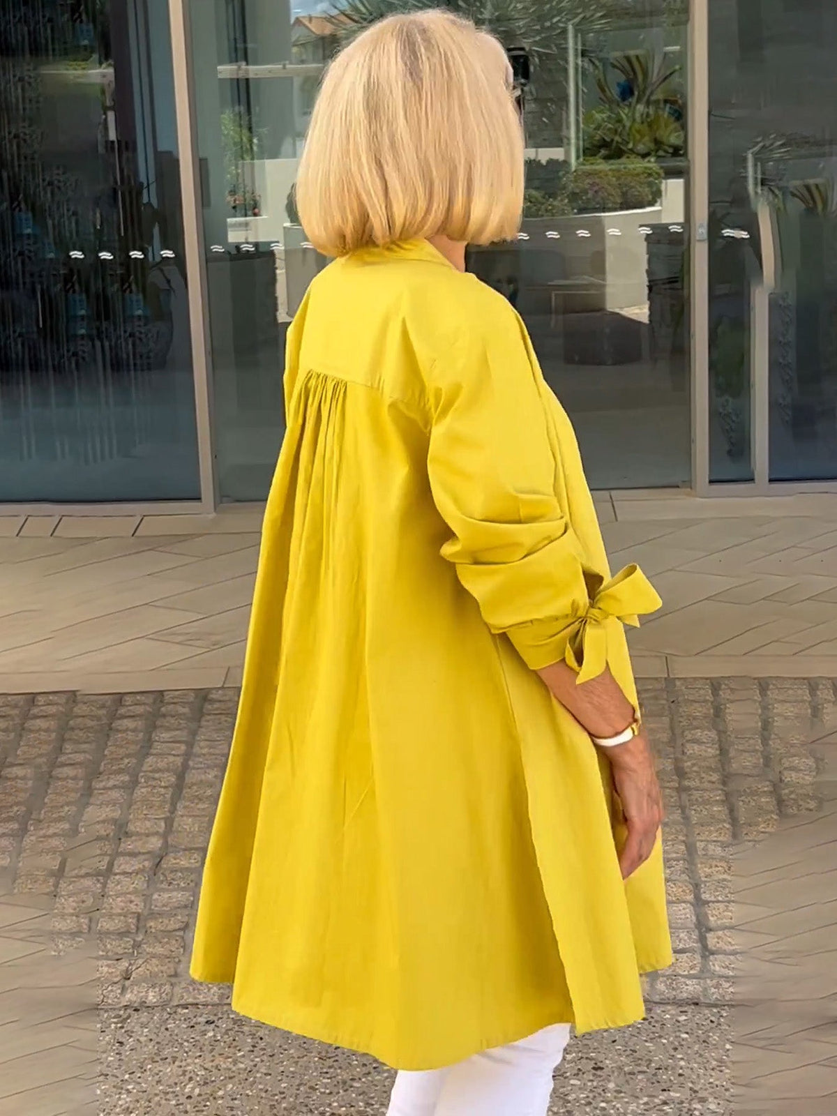 CÉLINA™ – Elegant lång skjortjacka