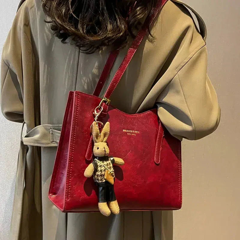 NIKKI™ - Elegant Axeltote