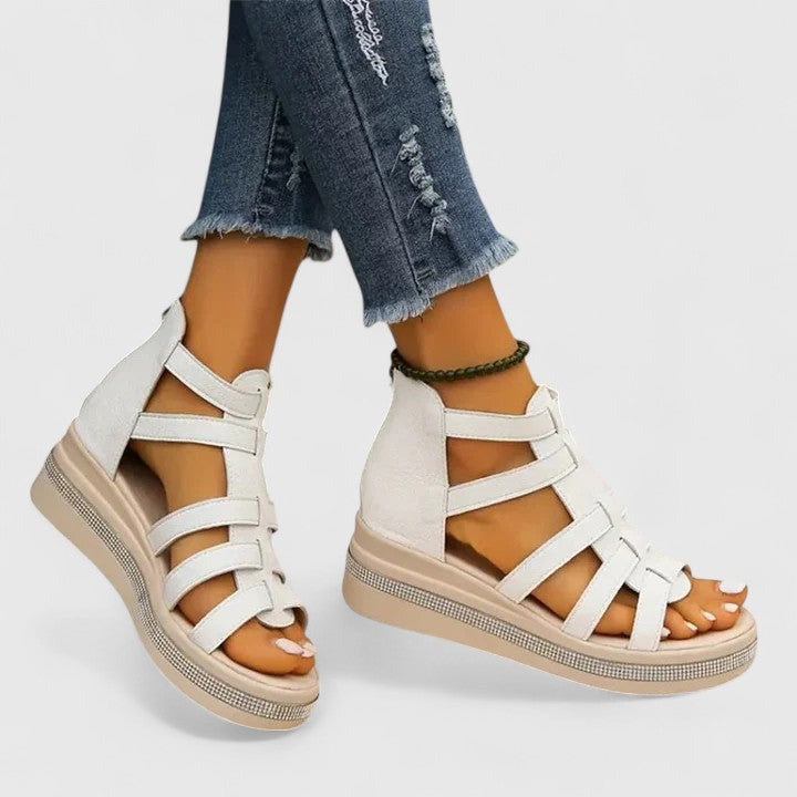 Kendall | Ortopediska Strass-sandaler